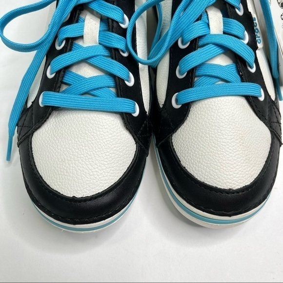 NEW Crocs Golf Bradyn X Hank Haney Kiltie Blue White Laced Spiked Golf Sneakers - Picture 3 of 15